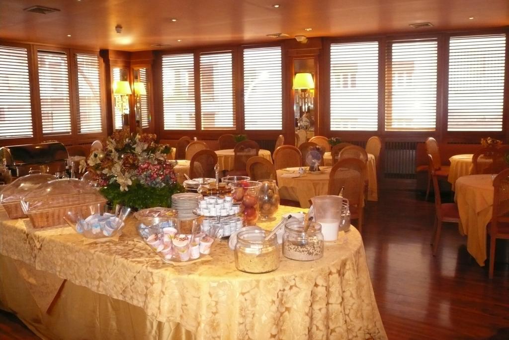 Polo Hotel Róma Kültér fotó